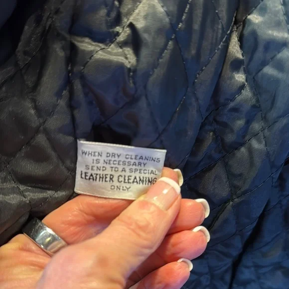 Harley-Davidson Black Leather Motorcycle Jacket - Picture 8 of 9